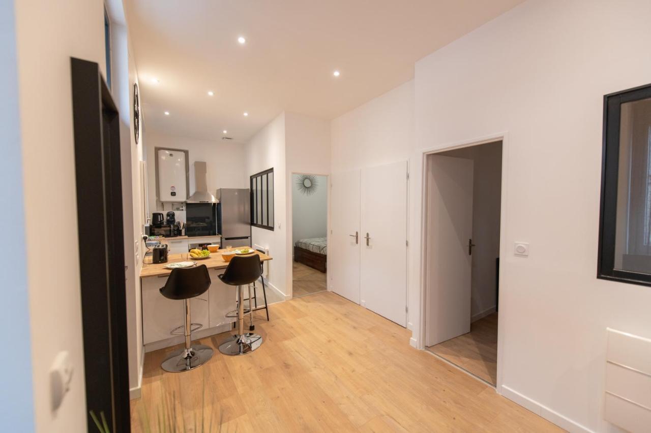 Kasa Loft Centre 2 - Wifi Et Tv - Confortable Et Stationnement Gratuit A Proximite Saint-Etienne  Eksteriør bilde